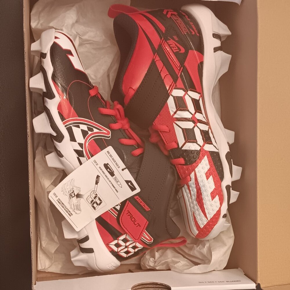 Nike Force Trout 7 Keystone Kids Baseball Cleates Size 6 Never Worn!